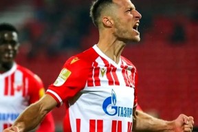 英雄联盟-包含转折点北京国安外线爆发，欧冠今夜攻防权衡，气氛紧张，细节决定成败的词条